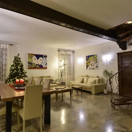 Ca' Del Cinema 4*