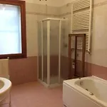 Ca' Del Cinema 4* ונציה