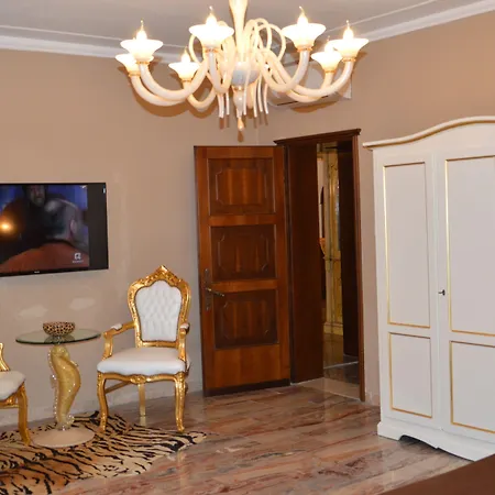 Ca' Del Cinema B&B 4*