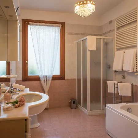 Ca' Del Cinema 4* 베니스