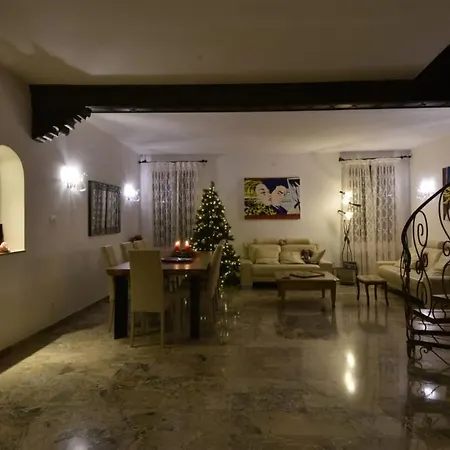 Ca' Del Cinema Nocleg ze śniadaniem 3*