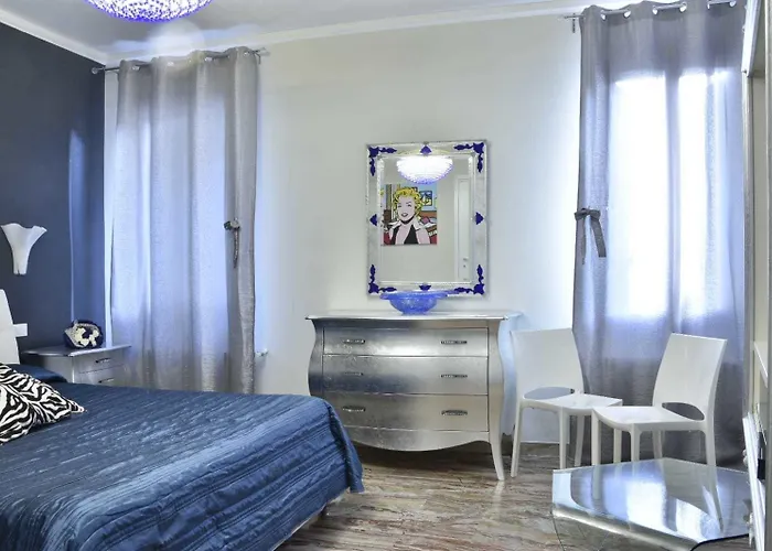 Alojamento de Acomodação e Pequeno-almoço Ca' Del Cinema