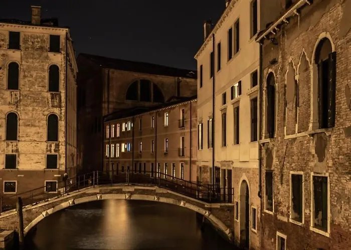 Ca' Del Cinema Alojamento de Acomodação e Pequeno-almoço