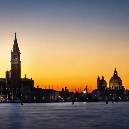 Ca' Del Cinema 4* Venice