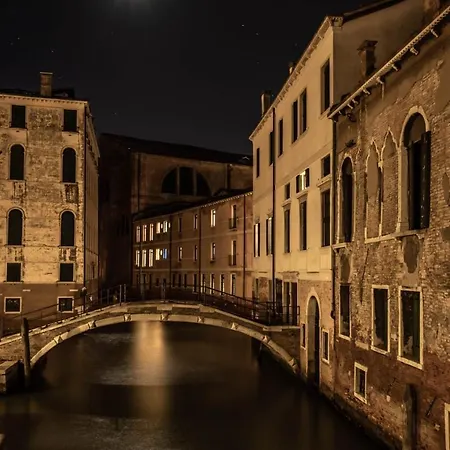 Ca' Del Cinema Bed and breakfast