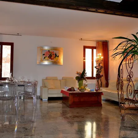 Ca' Del Cinema فندق مبيت وإفطار 4*