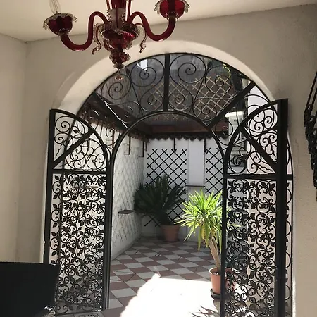 Ca' Del Cinema 4* البندقية